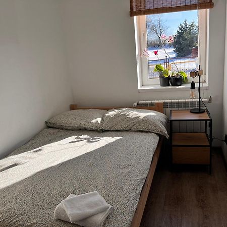 Apartament Numer 1, Dwie Sypialnie Dwa Lozka Orzysz Exterior foto